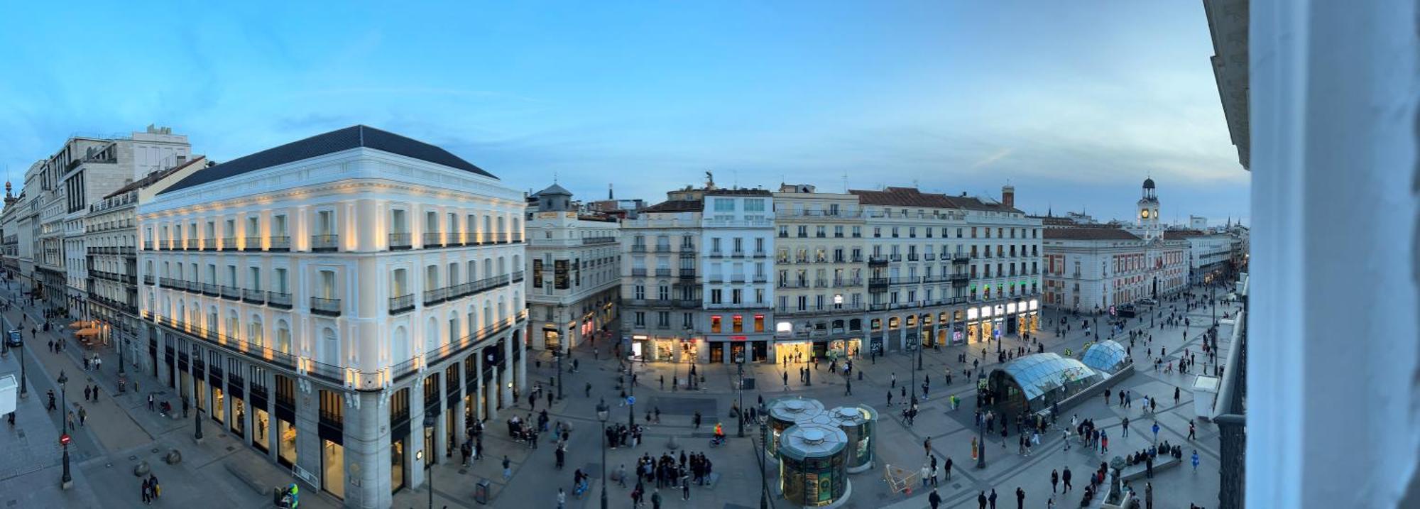 Fortinn Puerta Del Sol Madrid Buitenkant foto