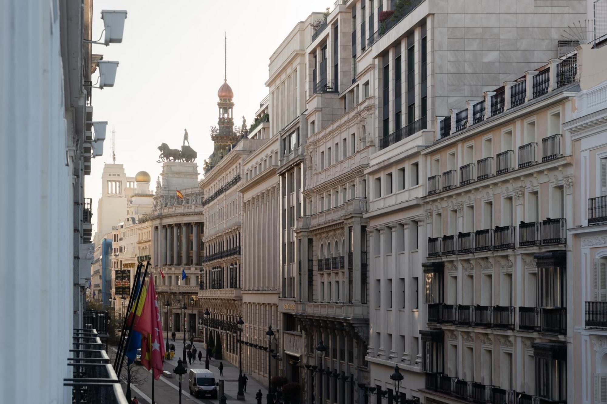 Fortinn Puerta Del Sol Madrid Buitenkant foto
